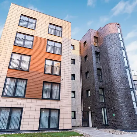 One And Two Bed Apartments Slough Near Heathrow Colnbrook Exterior photo