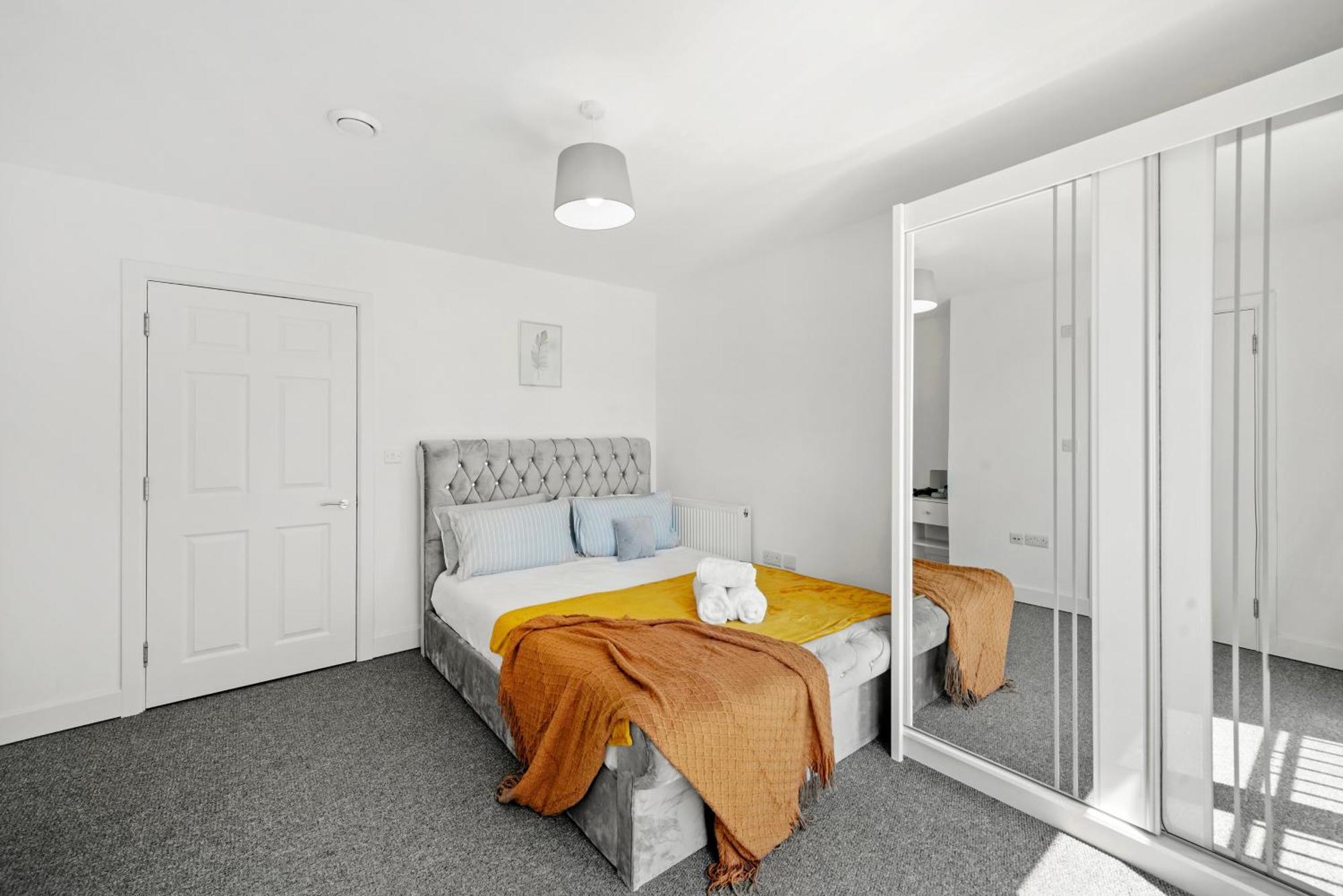 One And Two Bed Slough Near Heathrow Appartamento *